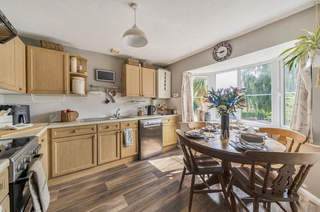 House in Taunton - View 2