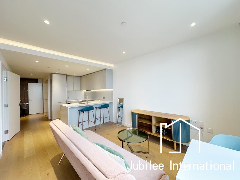 Apartment in London - View 5