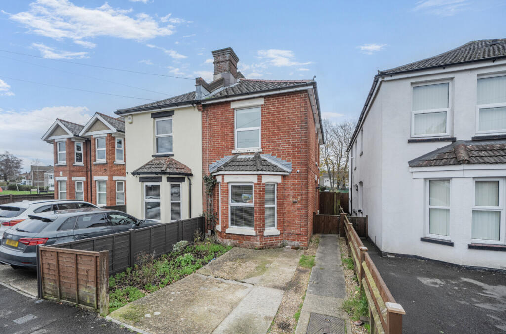 Main image of property: Butts Road, Southampton, Hampshire, SO19