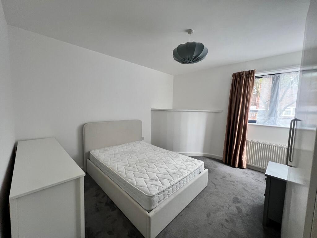 Apartment in London - View 3