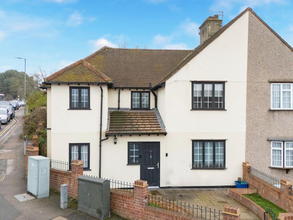 Main image of property: Loughton Way, Buckhurst Hill
