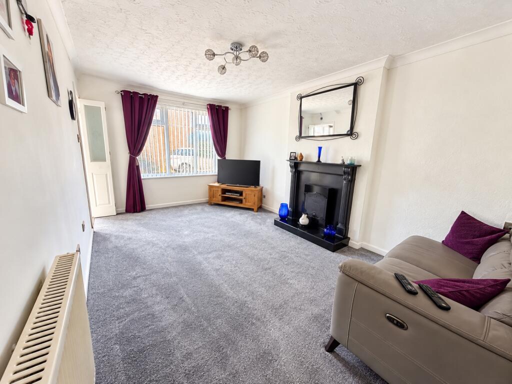 Canterbury Close, Weston-super-Mare, Somerset, BS22 photo 3