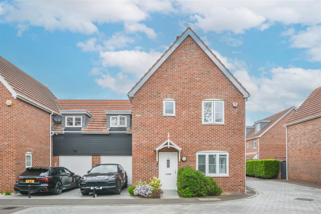 Main image of property: Elm Gardens, Mountnessing, Brentwood