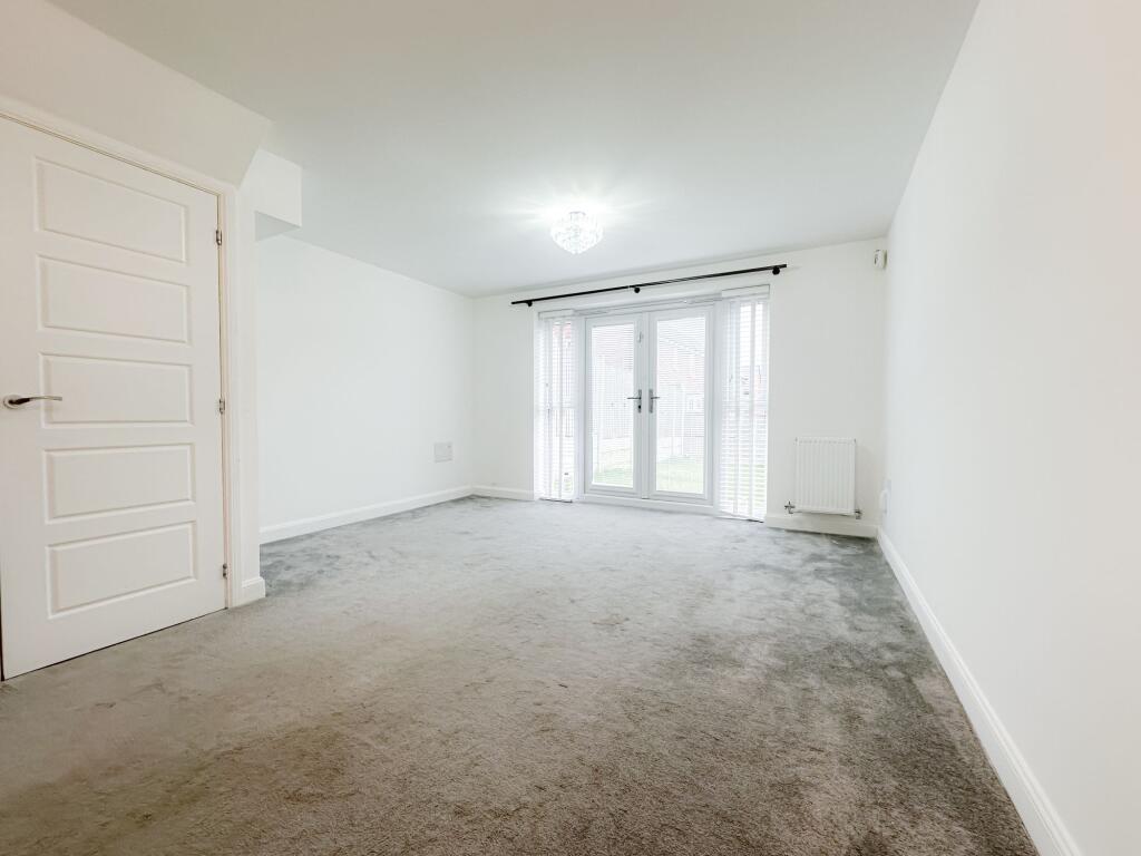 Far Hey Drive, Wirral, CH49 - View 3
