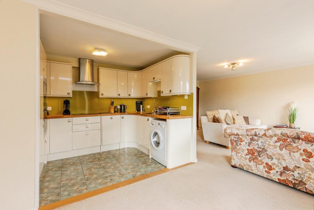 Apartment in Bristol, Leigh Woods - View 5