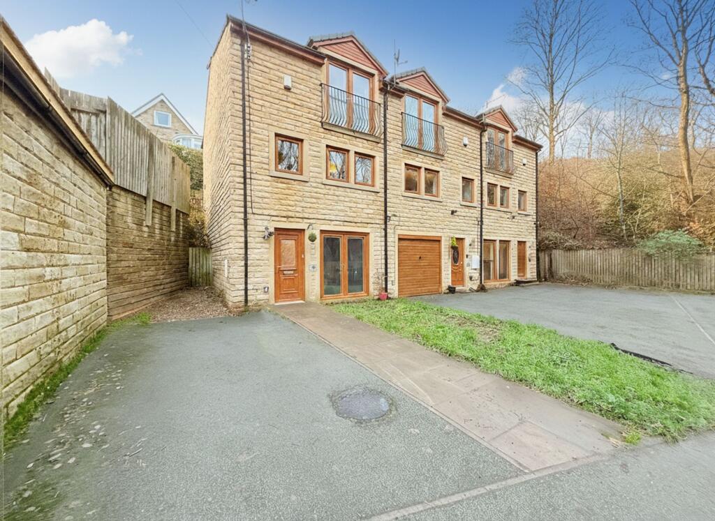 Main image of property: Windmill Terrace, Huddersfield, HD4