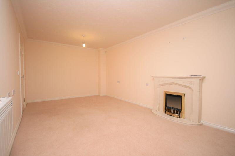 Apartment in Princes Risborough, Buckinghamshire - View 4