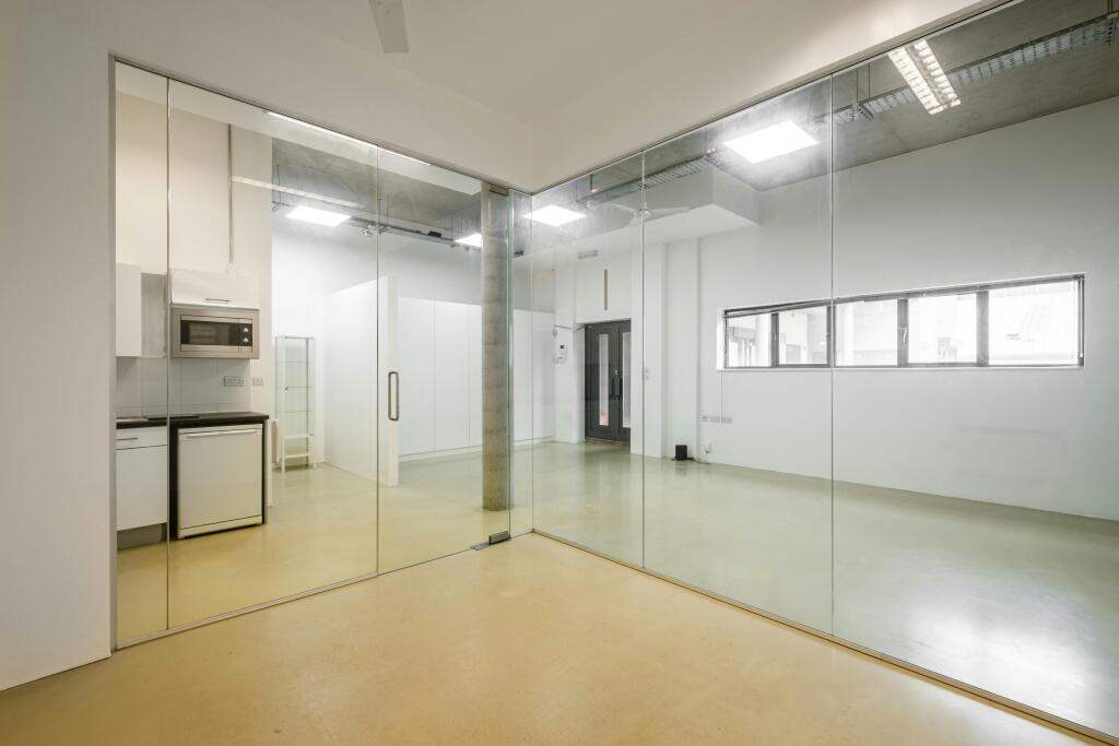 North Side Studios 1.06 - Low Res 12.jpg