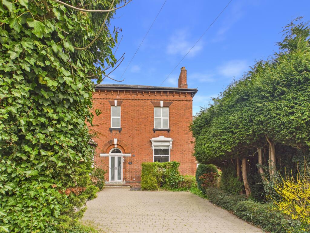 Main image of property: Penns Lane, Sutton Coldfield, B72