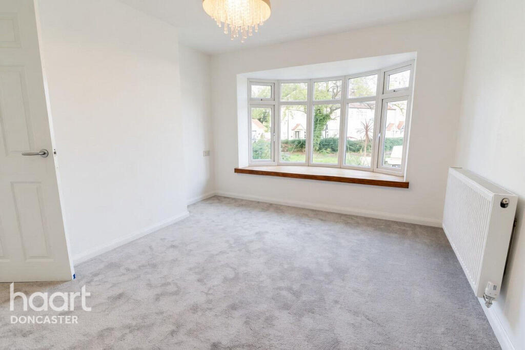 House in Doncaster, Cantley - View 3