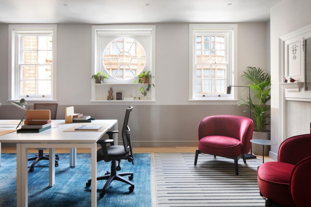 12 Hans Rd  office 3.JPG