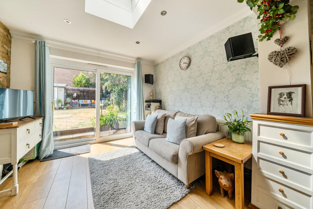 House in Dartford - View 4