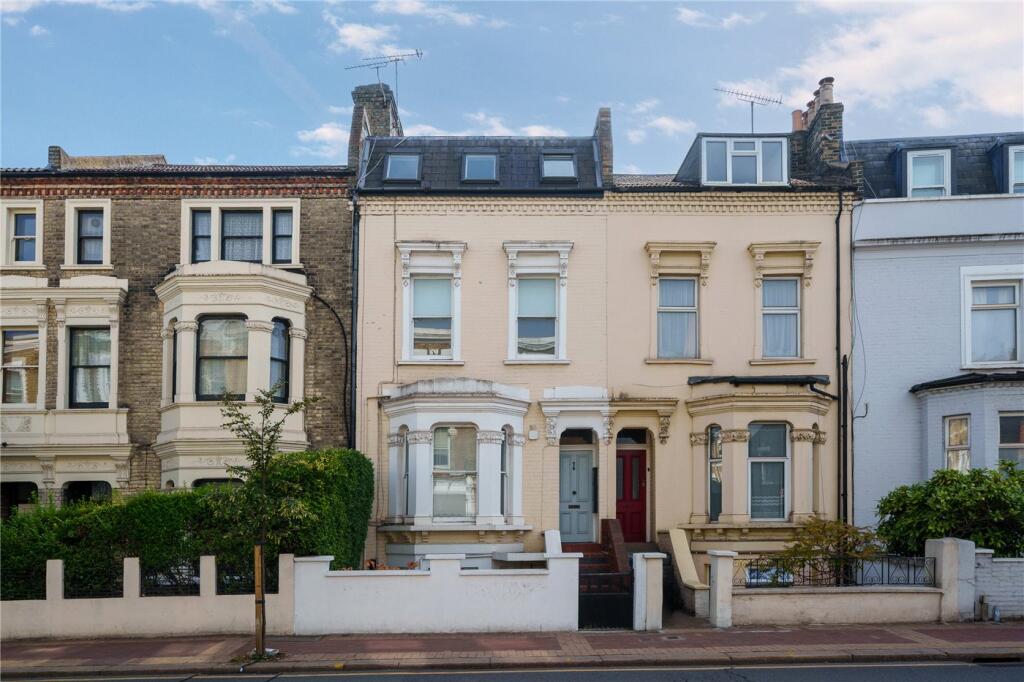 Apartment in London - View 3