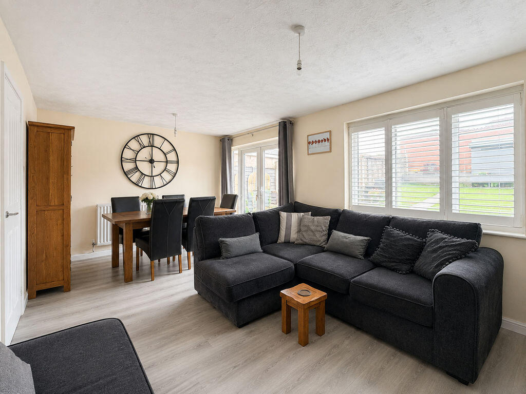 House in South Staffordshire, Great Wyrley - View 3