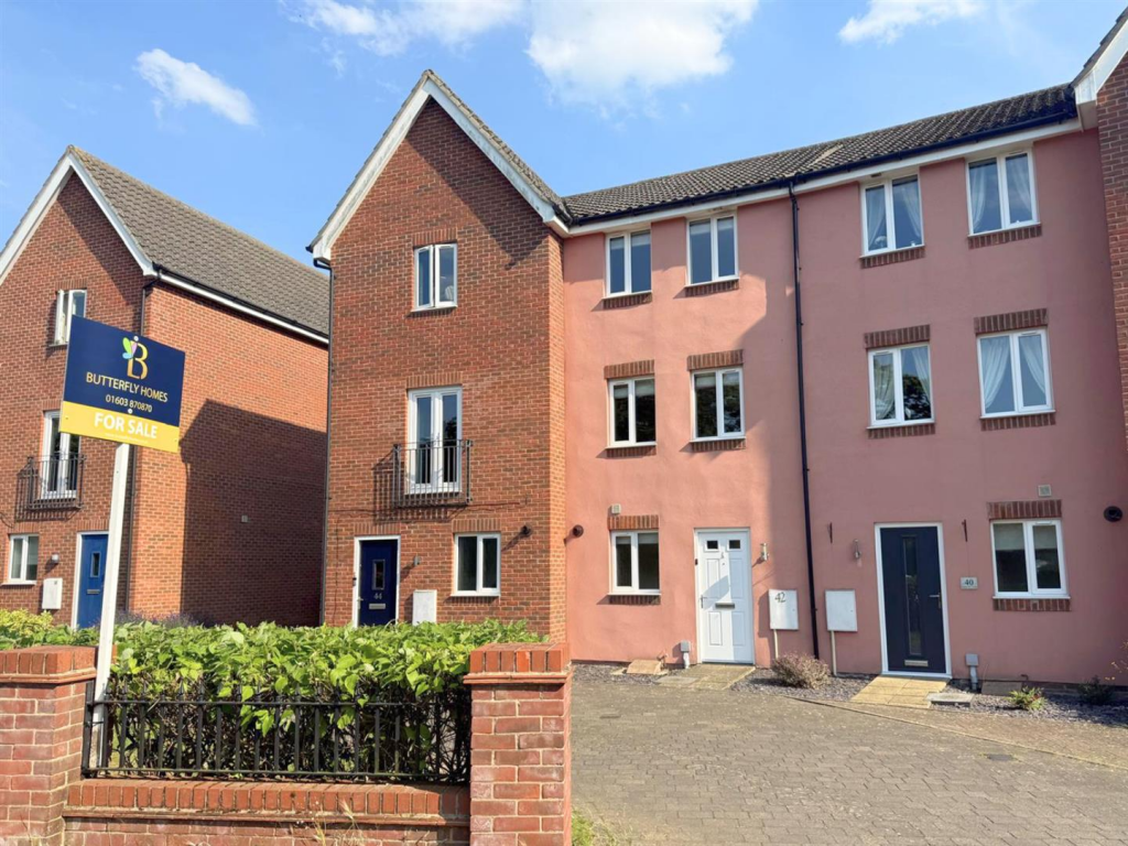 Main image of property: Dragonfly Lane, Cringleford, NR4