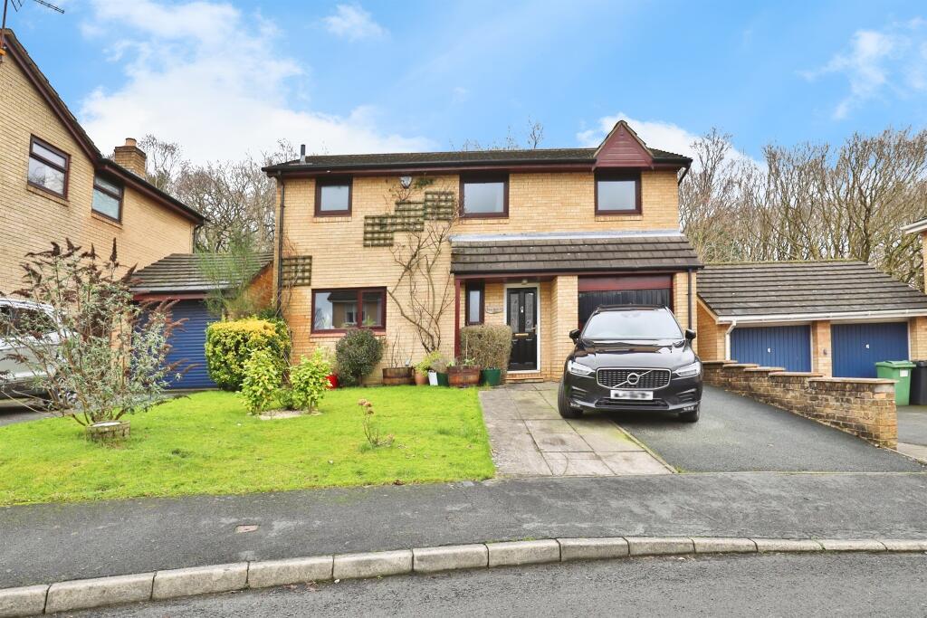 Main image of property: Eaton Hill, LEEDS