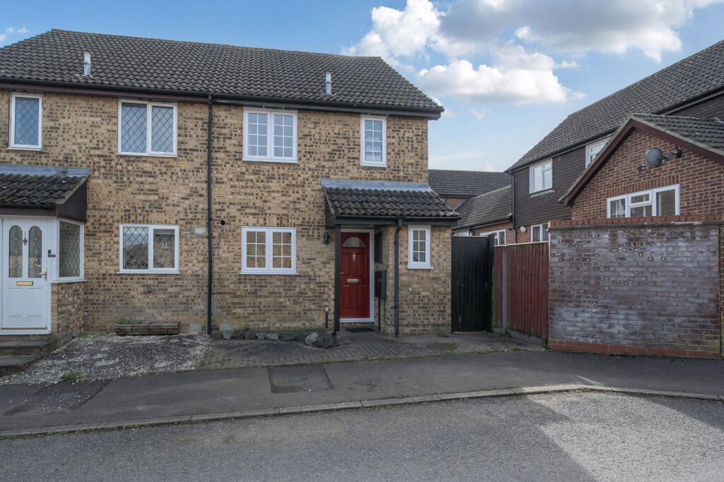 Main image of property: Paterson Close, Basingstoke RG22 4NX