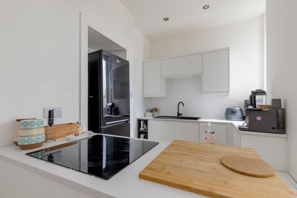 Apartment in Edinburgh - View 2