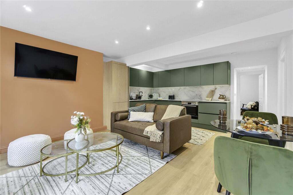 Main image of property: Hampton Road, Bristol, BS6