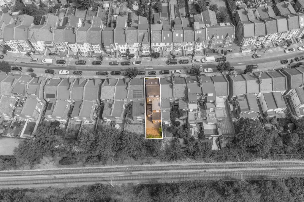 House in London - View 4