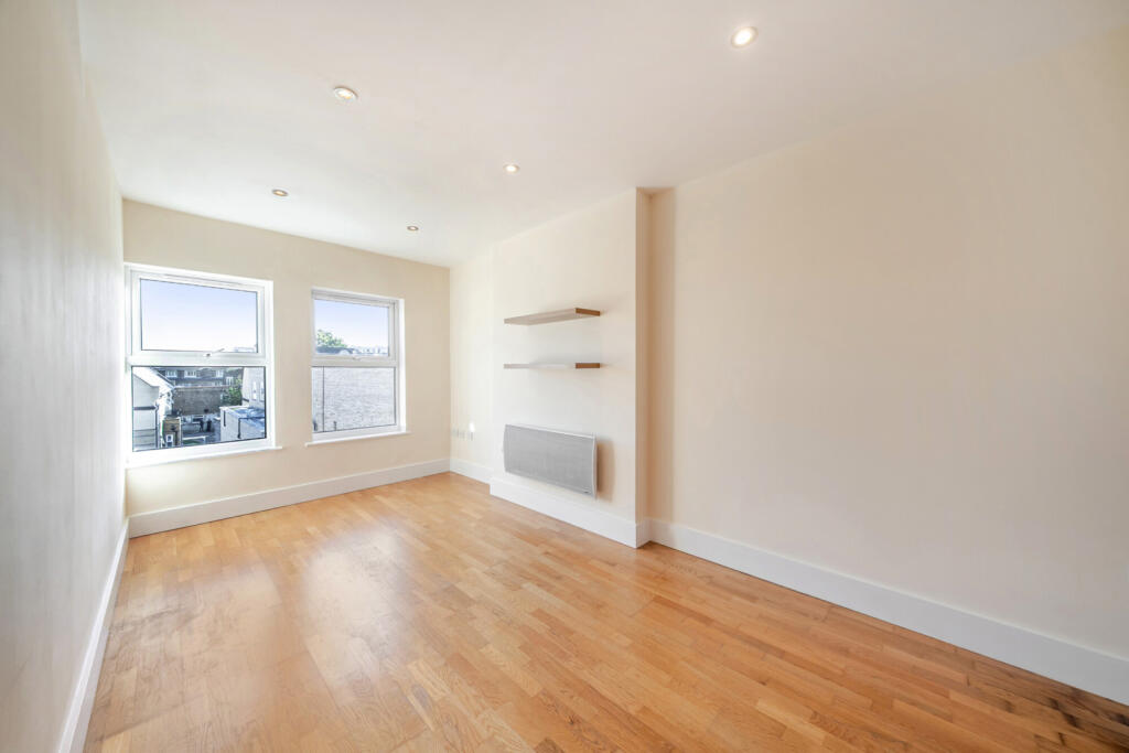 Apartment in London - View 5