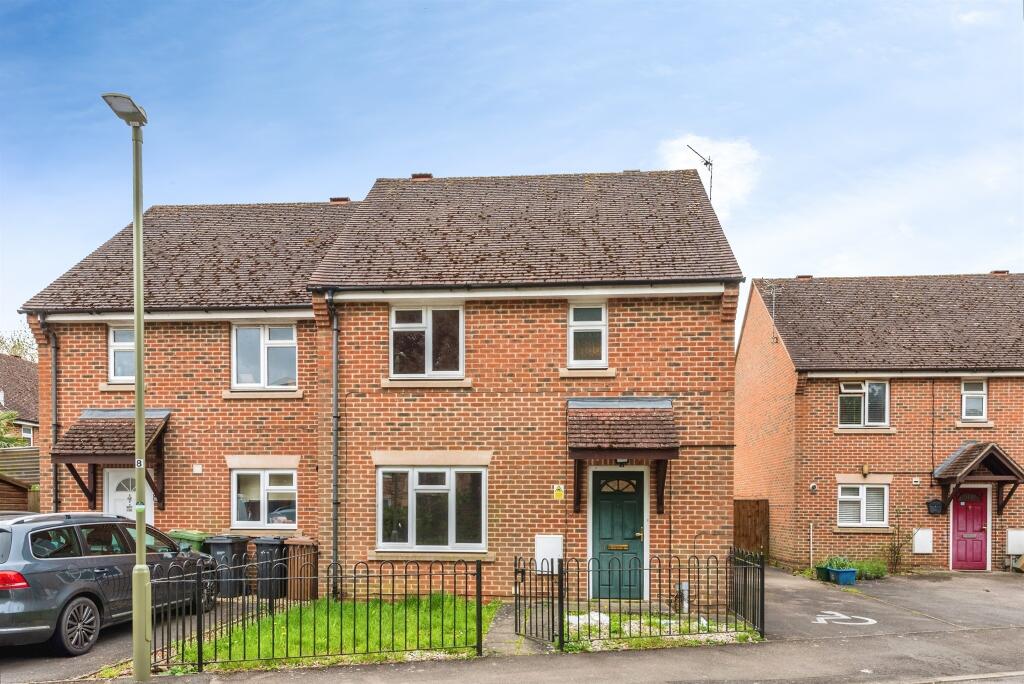 Main image of property: Tower Close, Abingdon