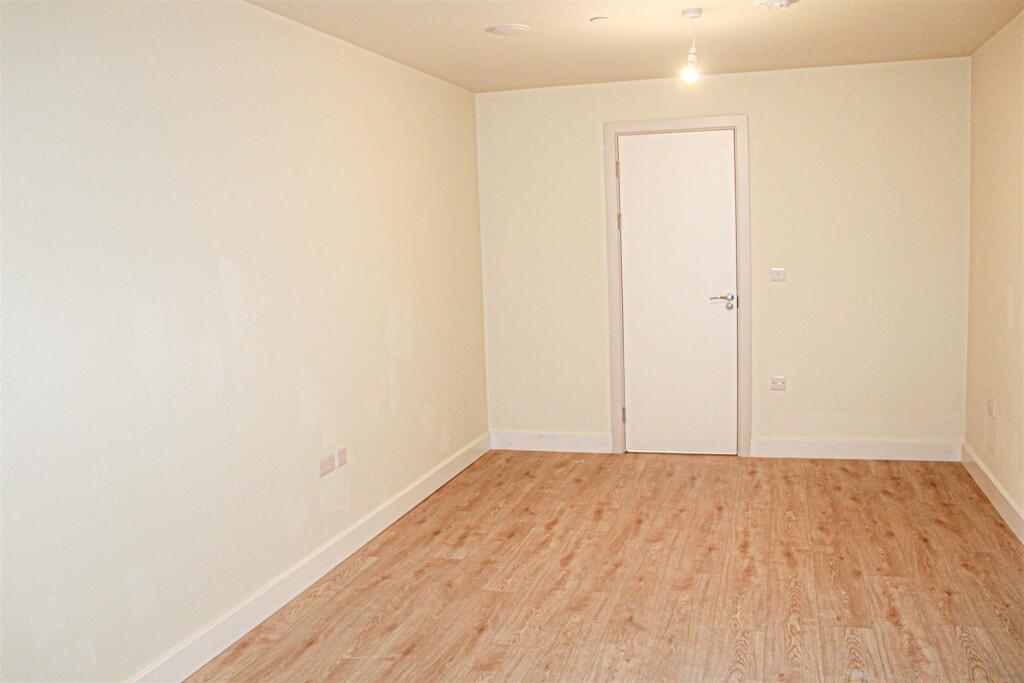 Additional image 3 of Birmingham Road, West bromwich