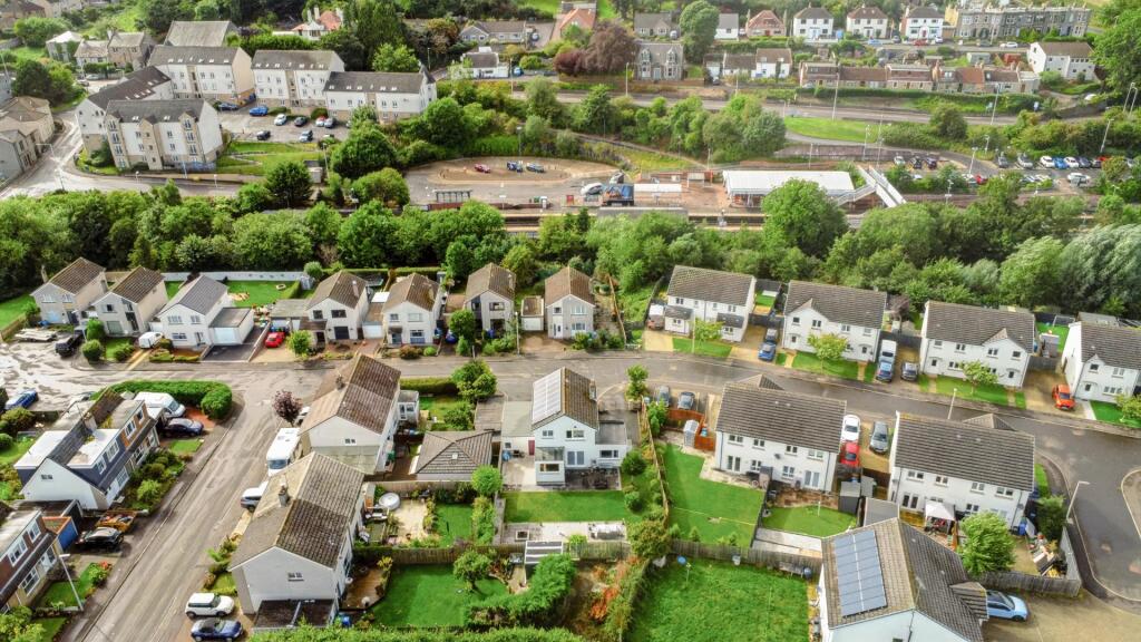 House in Kirkcaldy - View 2