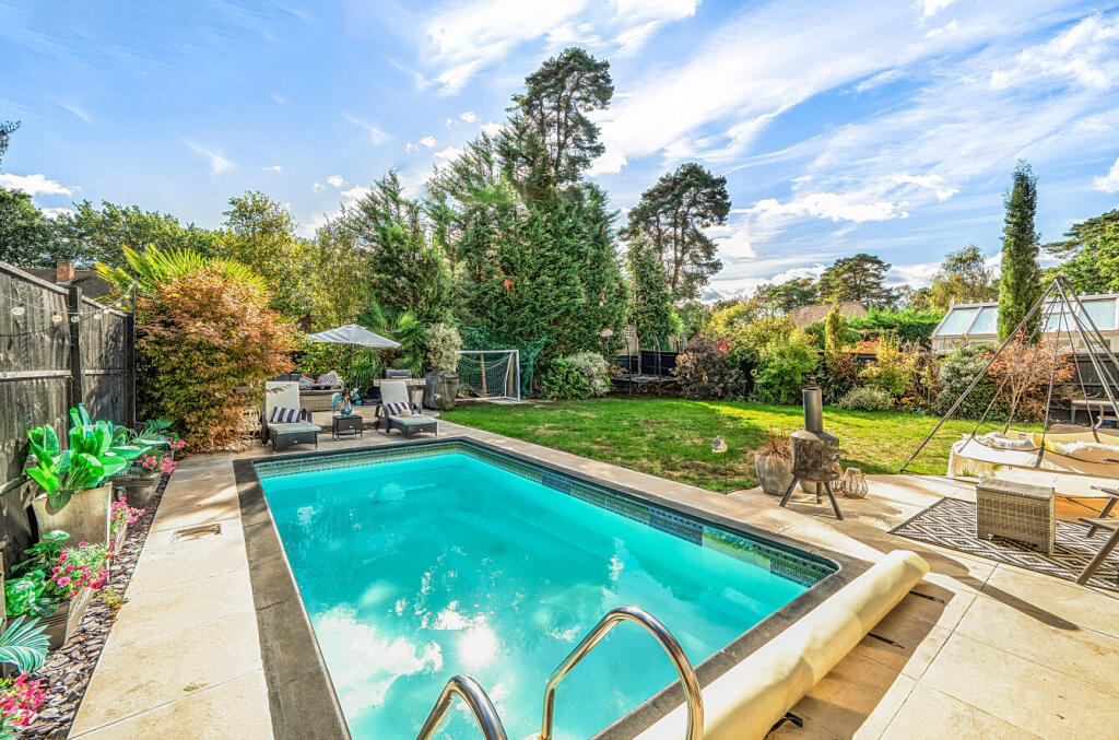 House in Guildford - More