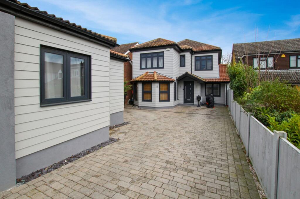 Main image of property: High View Rise, Crays Hill, CM11