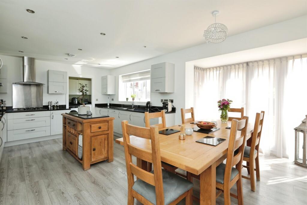 House in Bassetlaw, Nottinghamshire - View 4