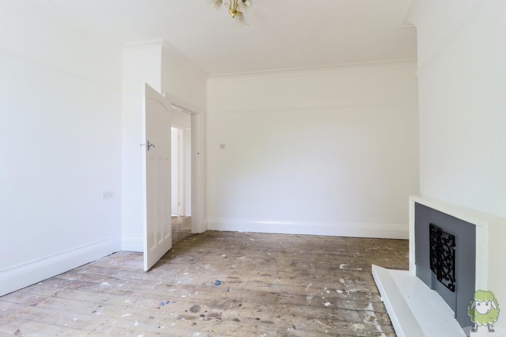 House in South Tyneside, Horsley Hill - More
