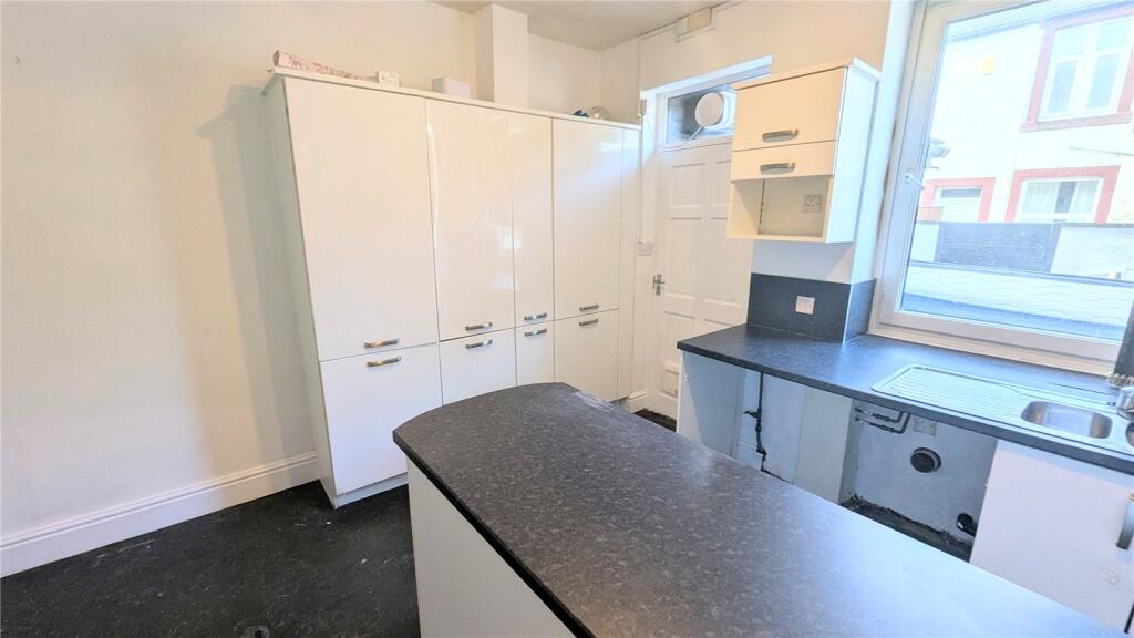 House in Burnley, Lancashire - View 5