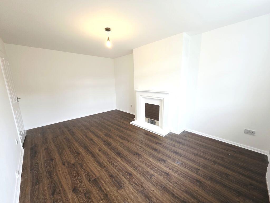 House in North Tyneside, North East - More