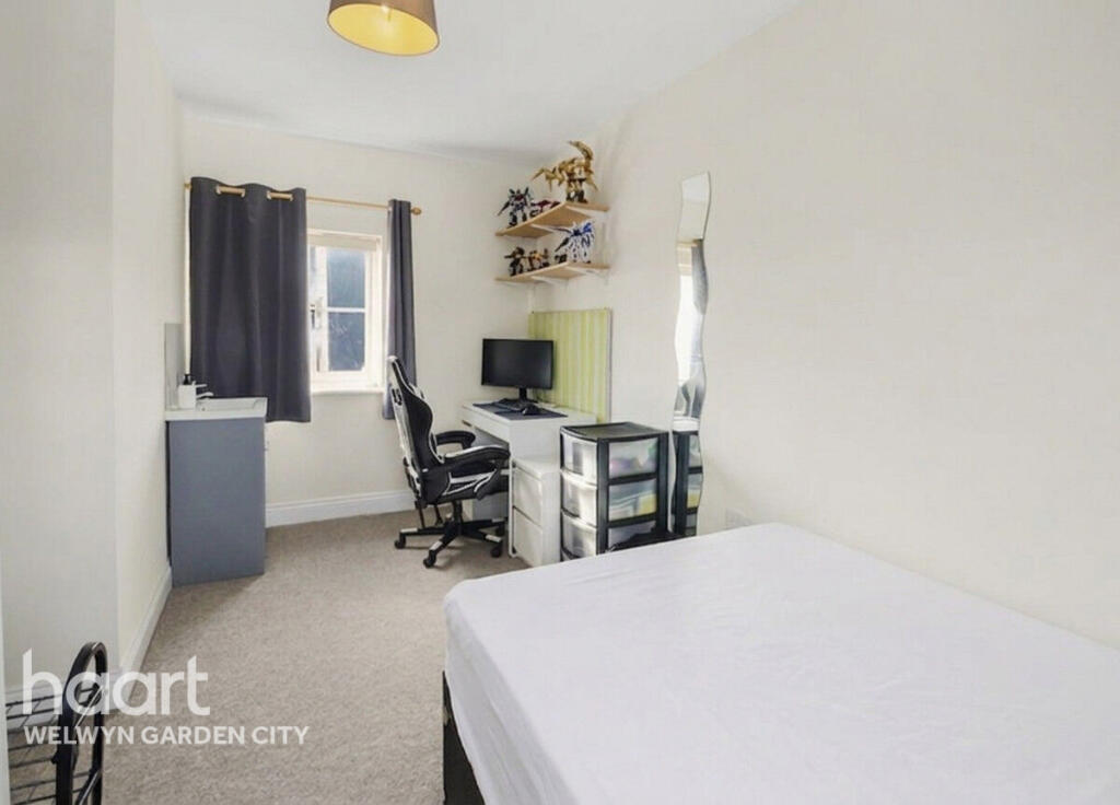 Additional image 16 of Fillingham Way, Hatfield