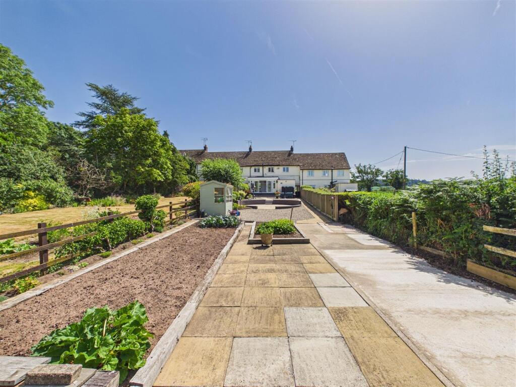 House in Tattenhall, Chowley - View 2