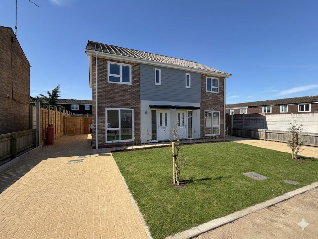 Main image of property: Avon Close Daventry Northamptonshire