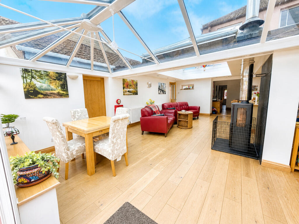Wisteria Cottage ,Easton Hill Road, Thornbury, BS35 photo 3