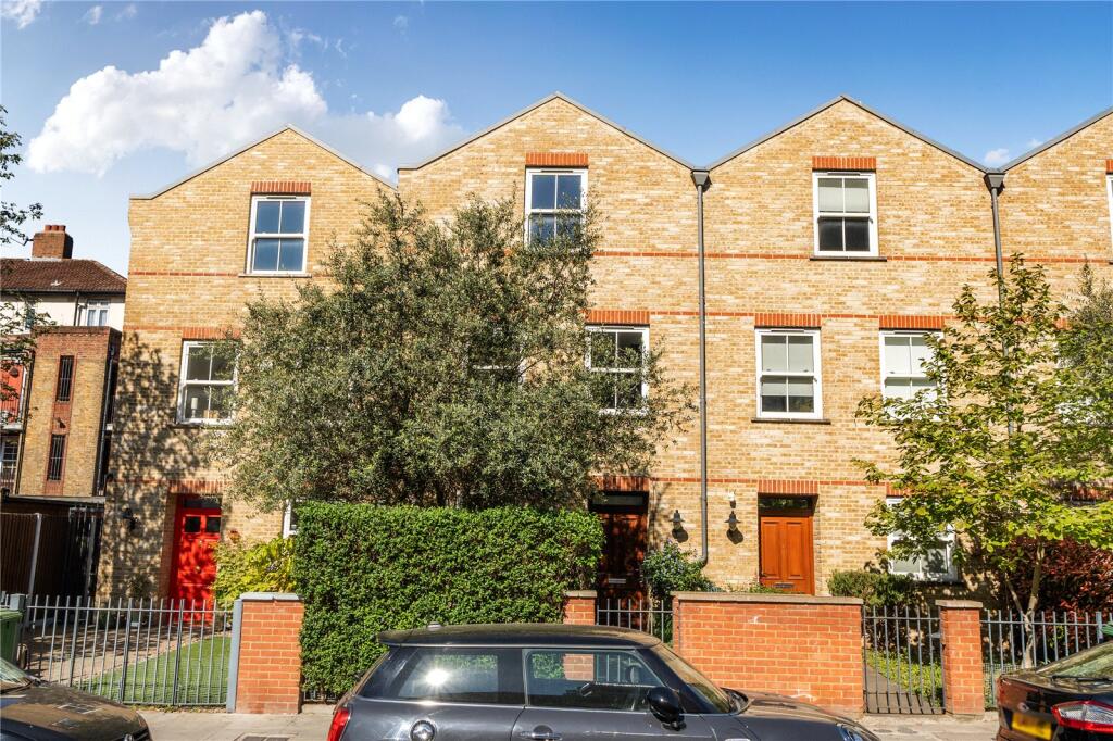 House in London - View 3