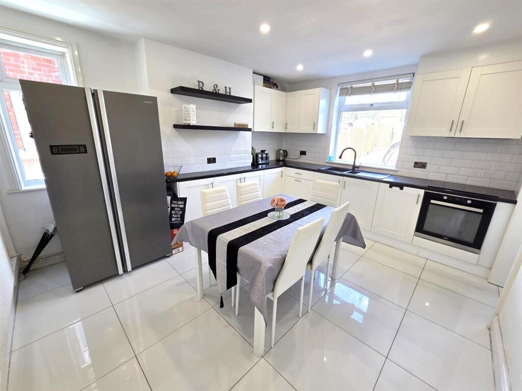 House in Newark and Sherwood, Ollerton and Boughton CP - View 4