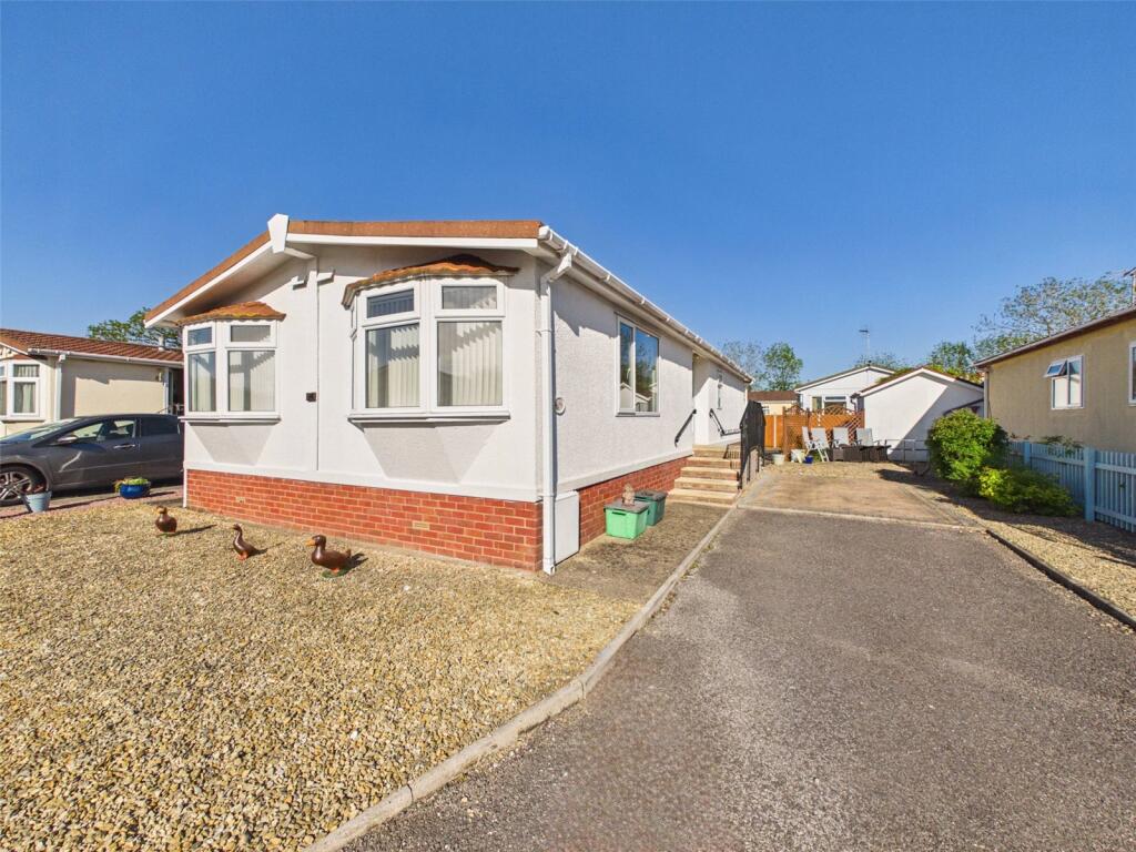 2-bed caravan on Haven Park, Sunnyfield Lane, Up Hatherley, Cheltenham, GL51, £160,000