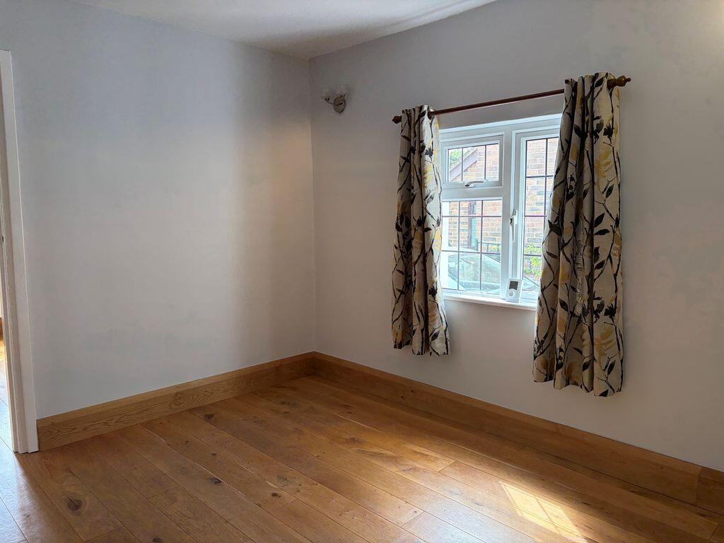 House in Lane End, Buckinghamshire - View 3