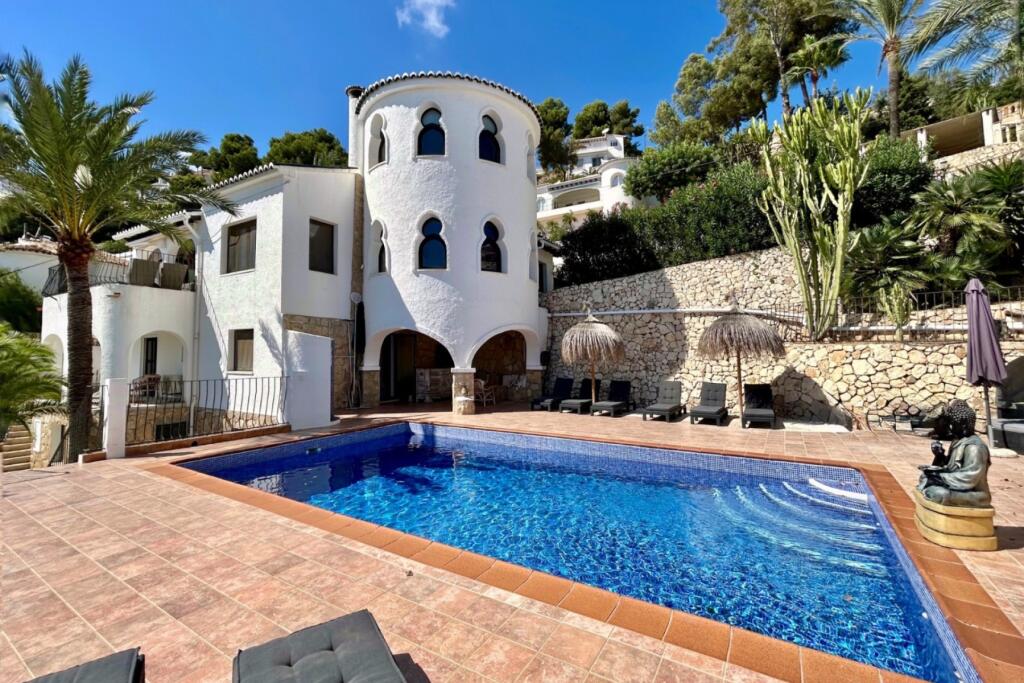 Main image of property: Valencia, Alicante, Moraira