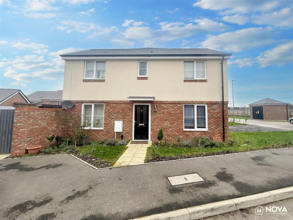 Main image of property: Lynchets Road, Luton