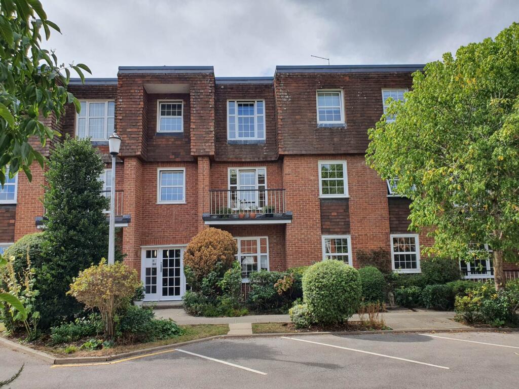 Main image of property: Northfield Close, Henley On Thames