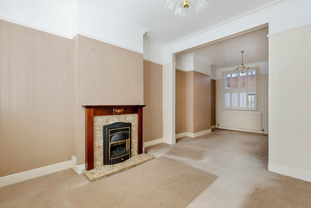 House in London - View 2