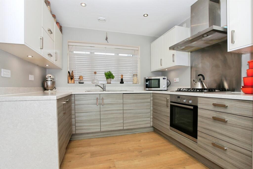 House in Peterborough, New Fletton - View 4