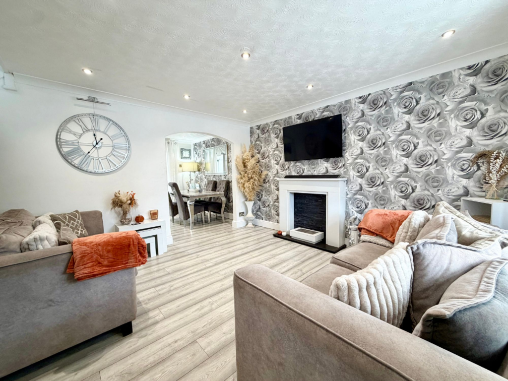 House in Ashfield, Kirkby-in-Ashfield, Sutton-in-Ashfield - View 5