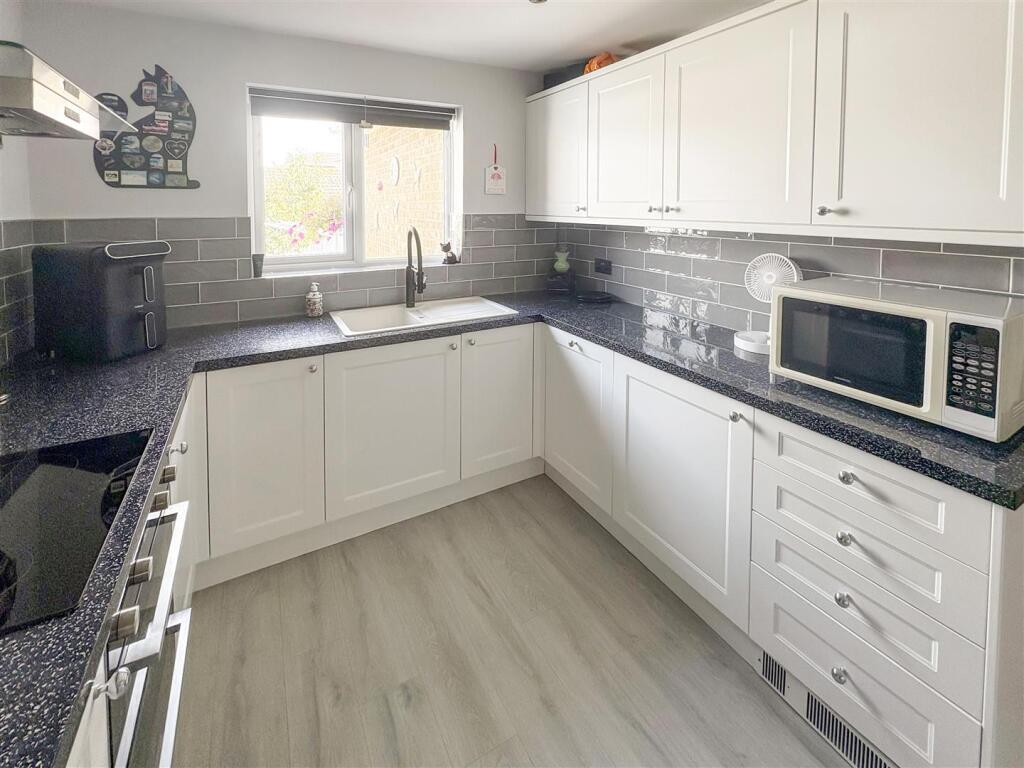 House in Brighton - View 5