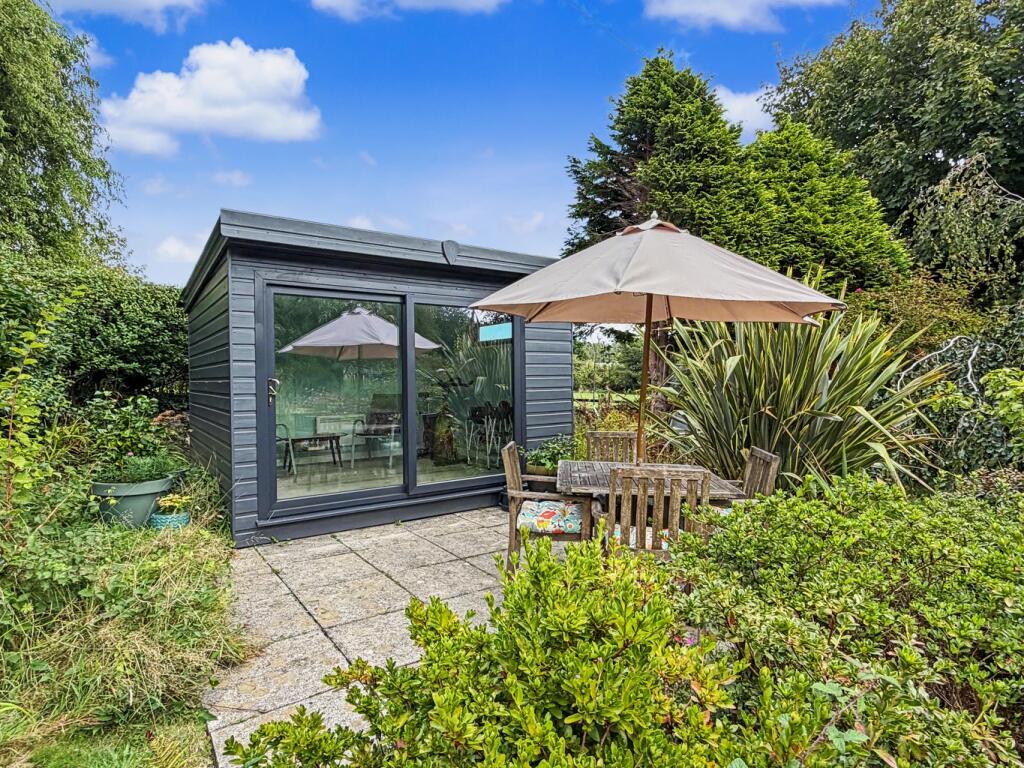 House in Truro, Carharrack - View 5